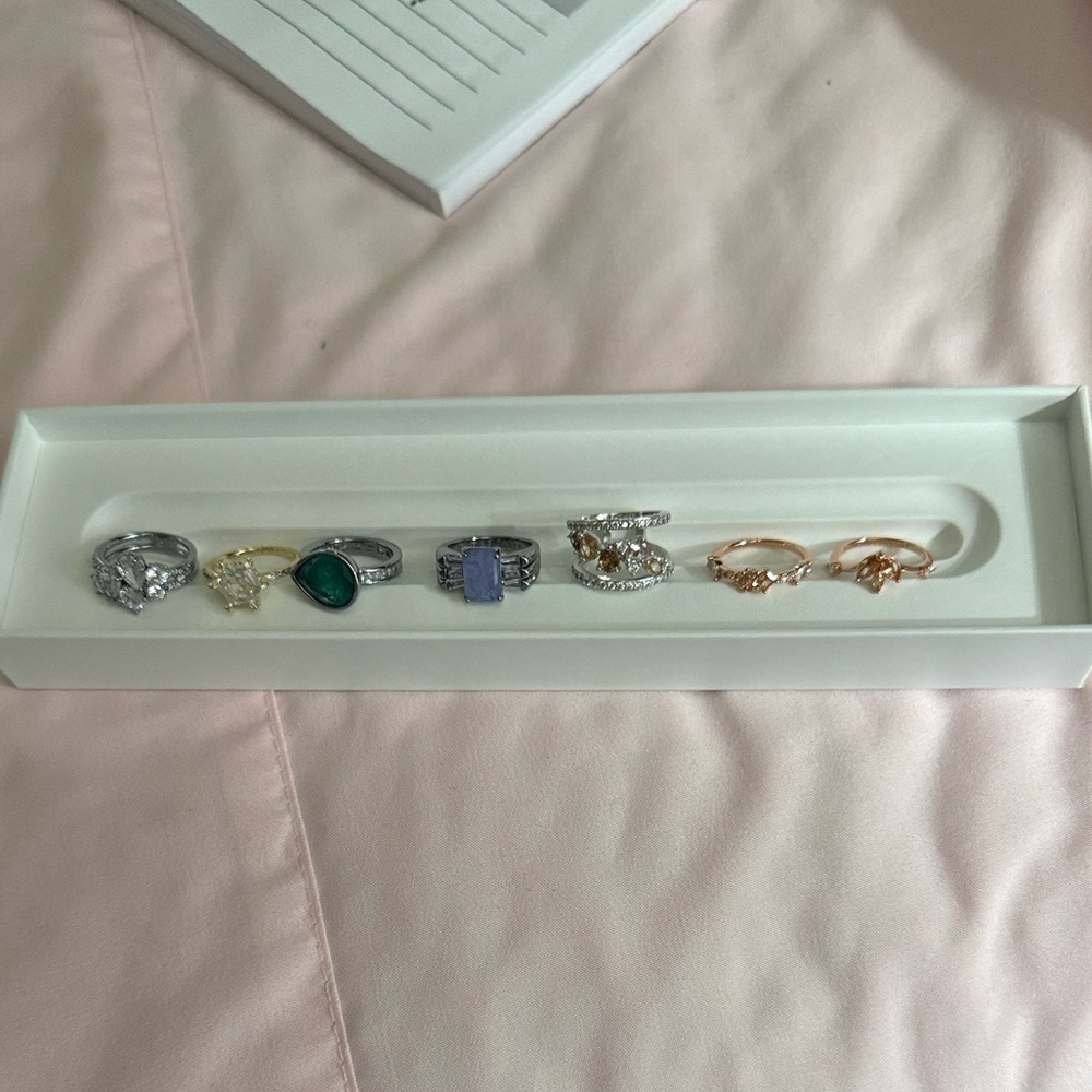 Elegant Silver and Pink Gemstone Ring